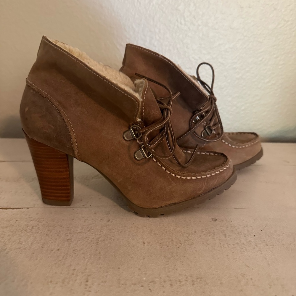 Super cute heeled shoes!